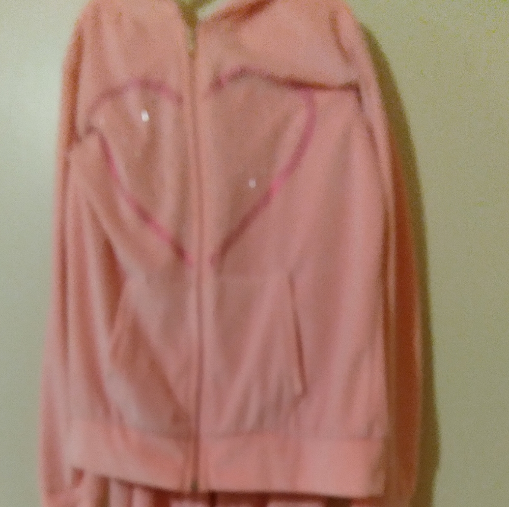 Tracksuit - Picture 4 of 7